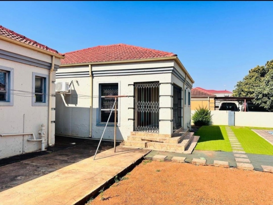 4 Bedroom Property for Sale in Eltivillas Limpopo
