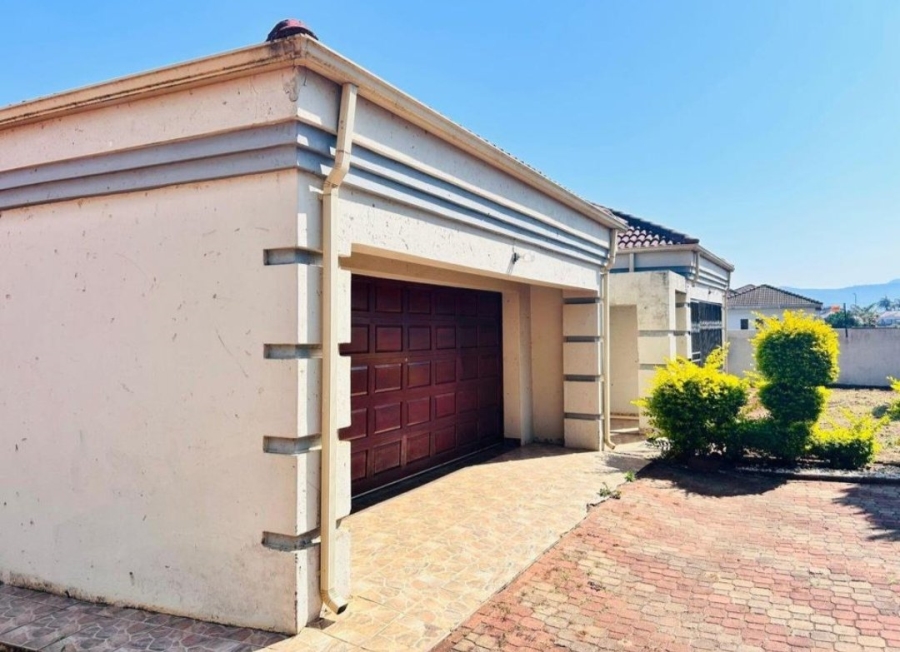 4 Bedroom Property for Sale in Eltivillas Limpopo
