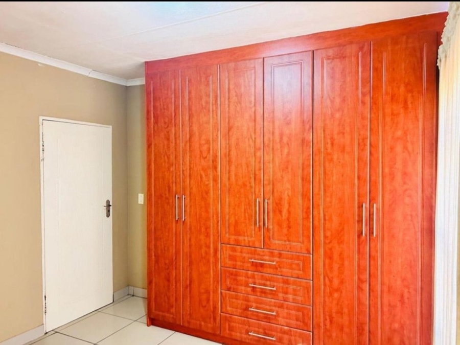 4 Bedroom Property for Sale in Eltivillas Limpopo