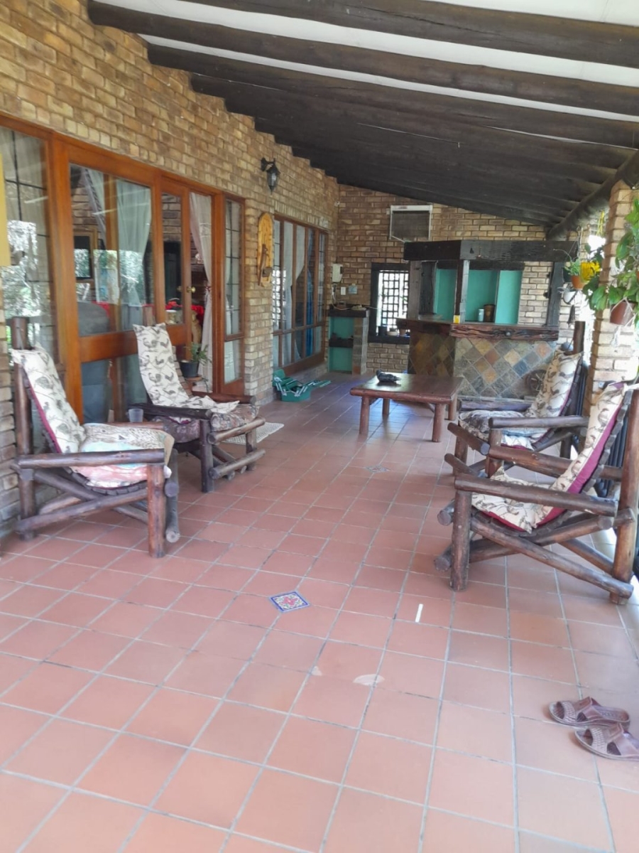 4 Bedroom Property for Sale in Leeupoort Limpopo