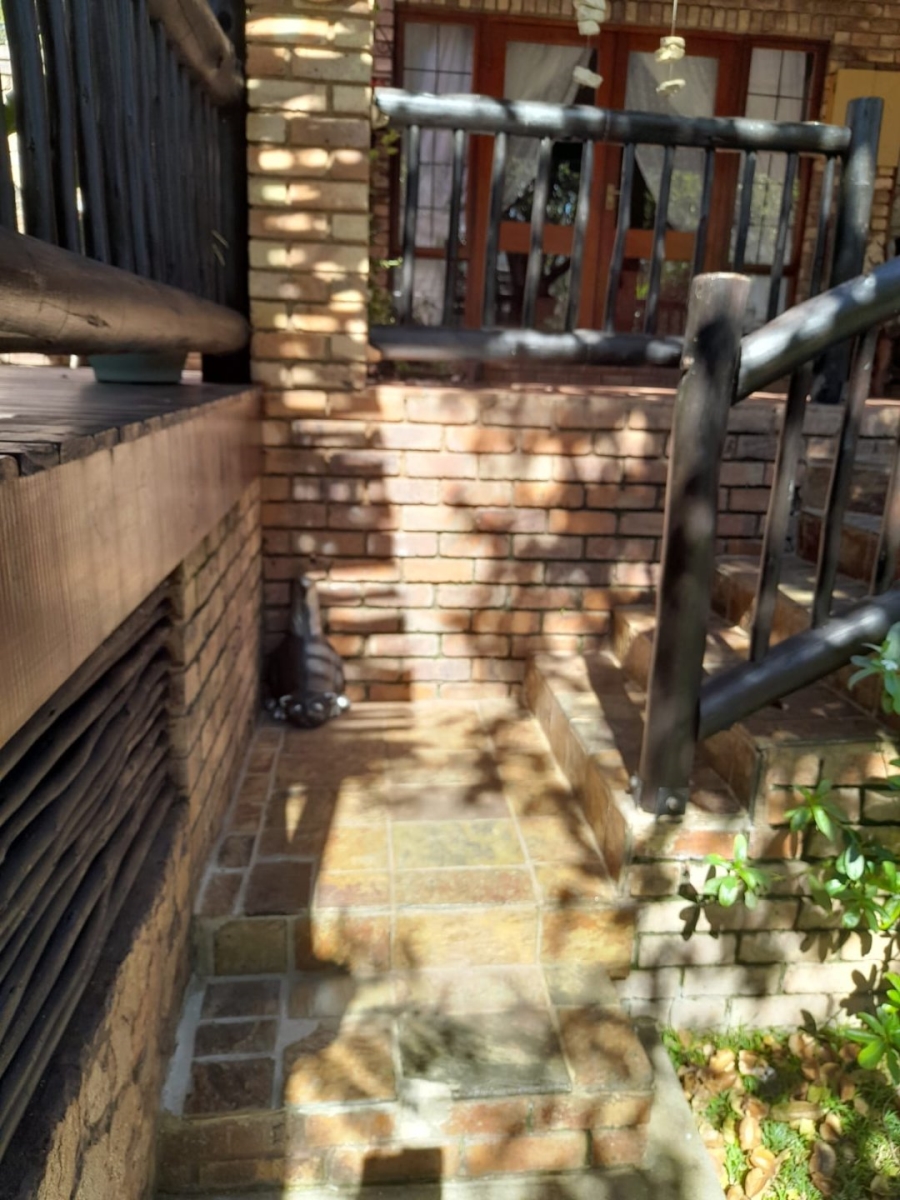 4 Bedroom Property for Sale in Leeupoort Limpopo
