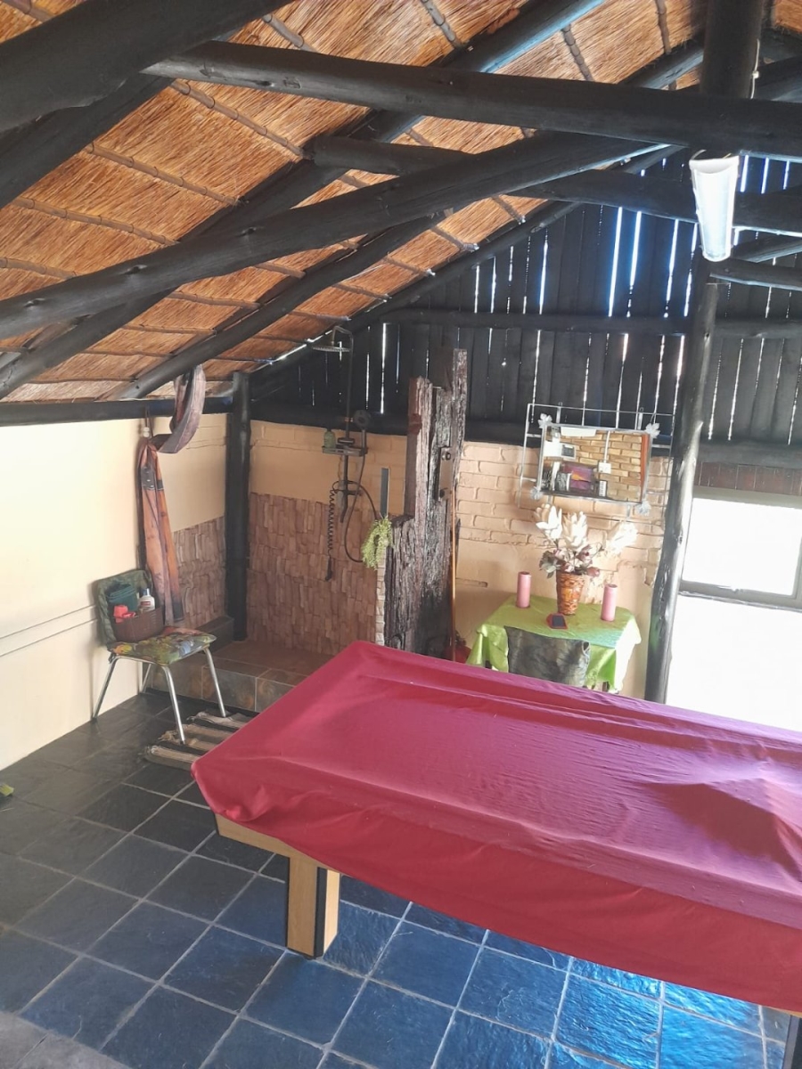 4 Bedroom Property for Sale in Leeupoort Limpopo