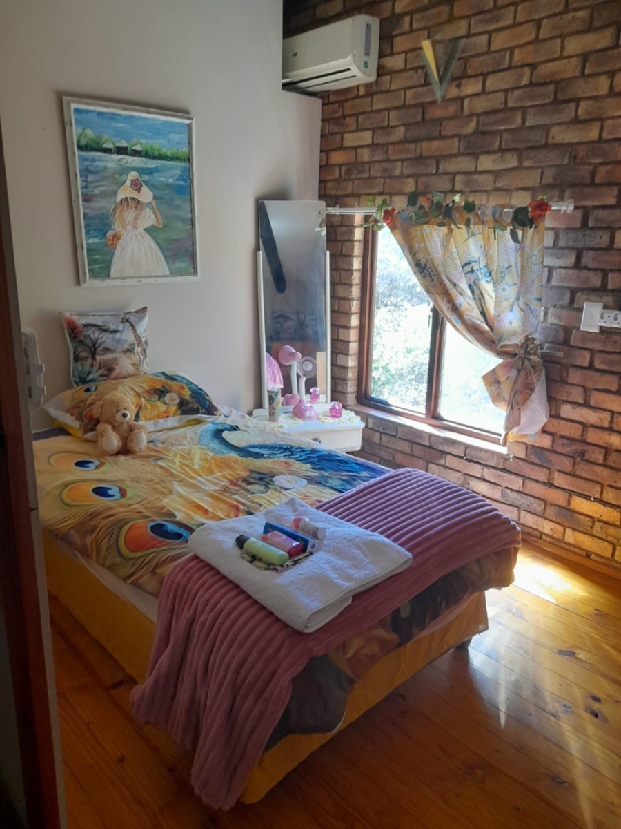 4 Bedroom Property for Sale in Leeupoort Limpopo