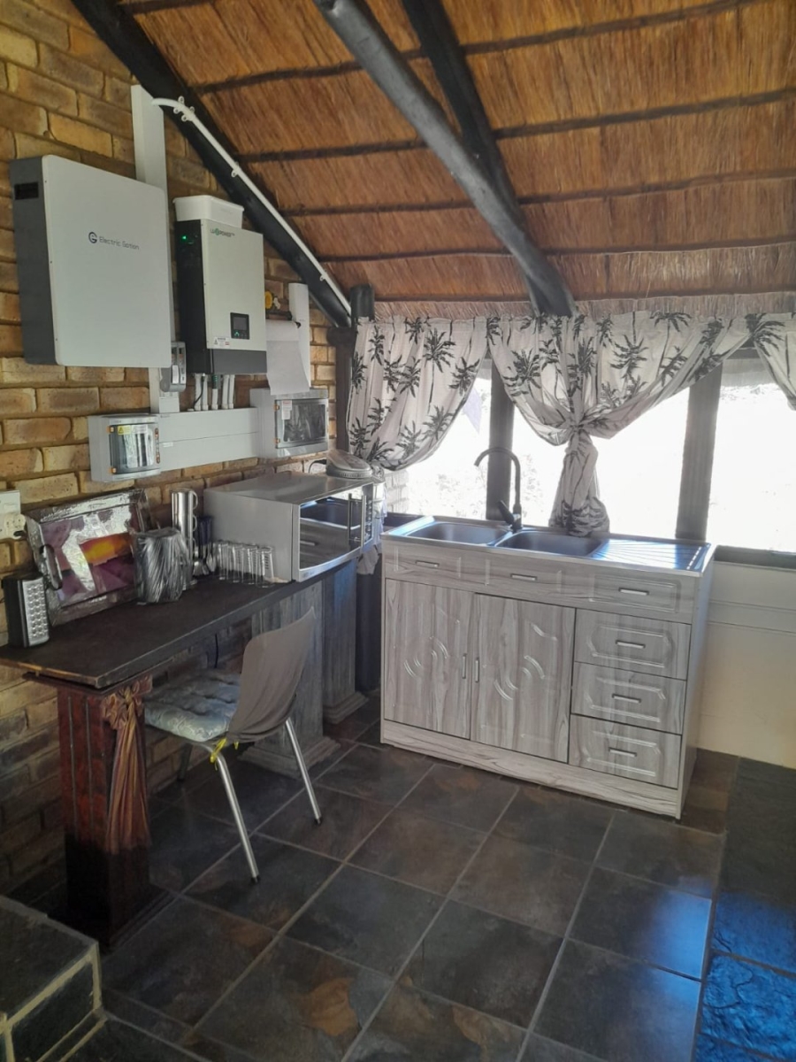 4 Bedroom Property for Sale in Leeupoort Limpopo