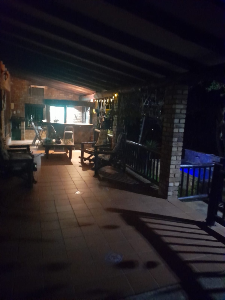 4 Bedroom Property for Sale in Leeupoort Limpopo