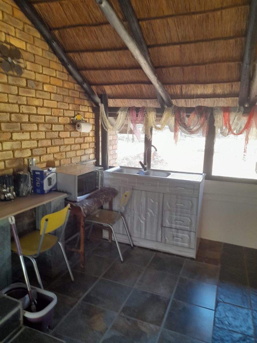 4 Bedroom Property for Sale in Leeupoort Limpopo