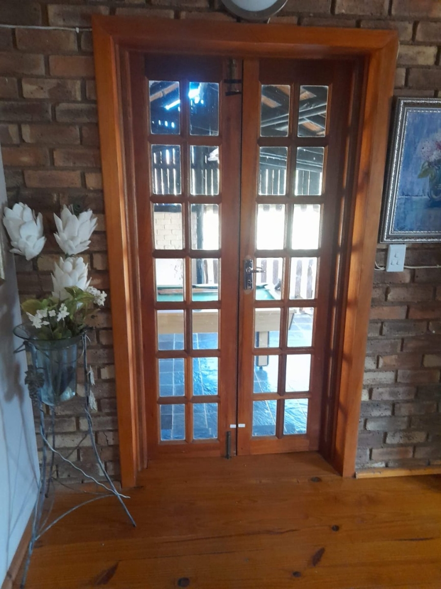 4 Bedroom Property for Sale in Leeupoort Limpopo