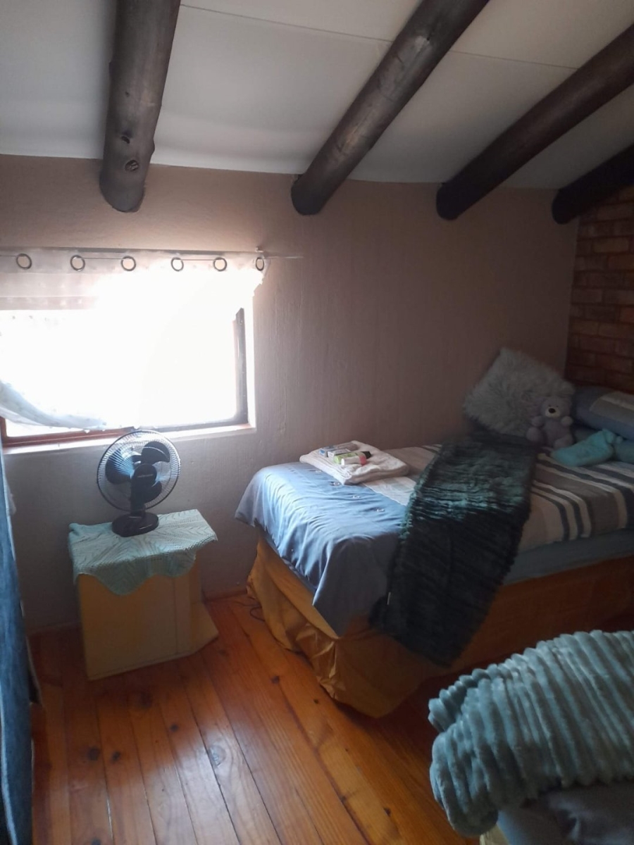 4 Bedroom Property for Sale in Leeupoort Limpopo