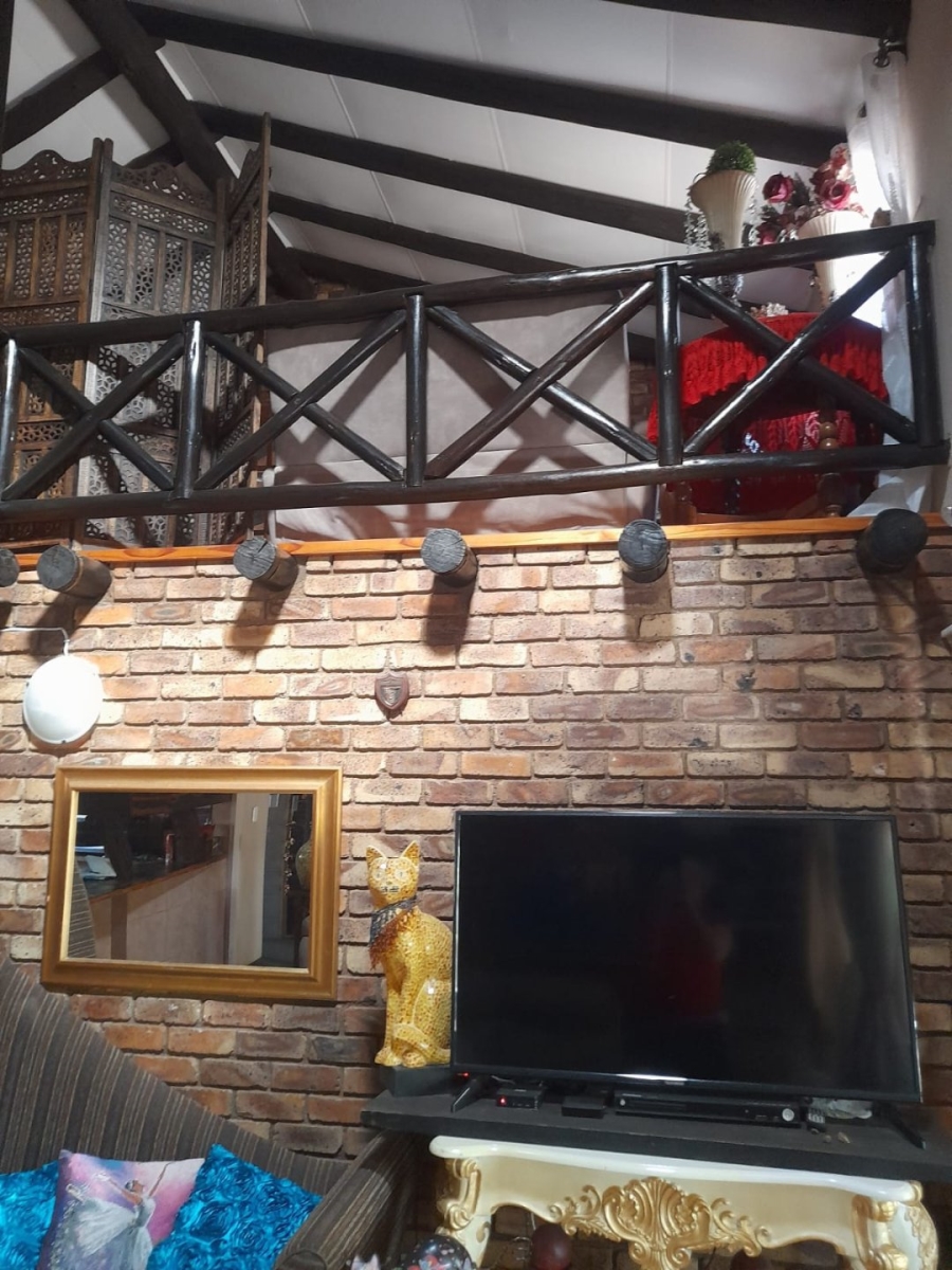 4 Bedroom Property for Sale in Leeupoort Limpopo