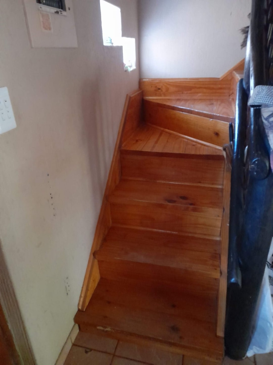 4 Bedroom Property for Sale in Leeupoort Limpopo
