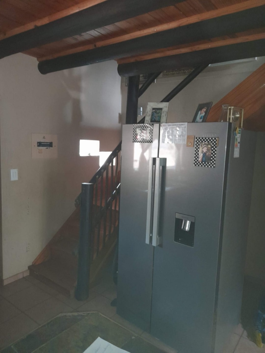 4 Bedroom Property for Sale in Leeupoort Limpopo
