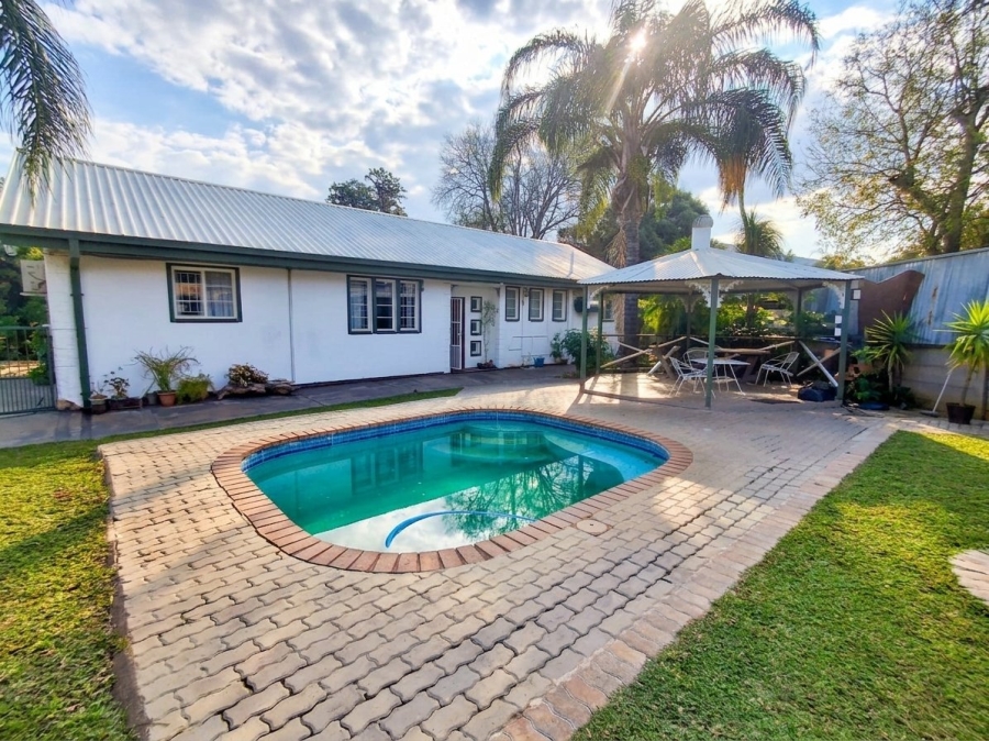 4 Bedroom Property for Sale in Thabazimbi Limpopo