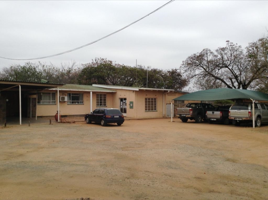 7 Bedroom Property for Sale in Alldays Limpopo