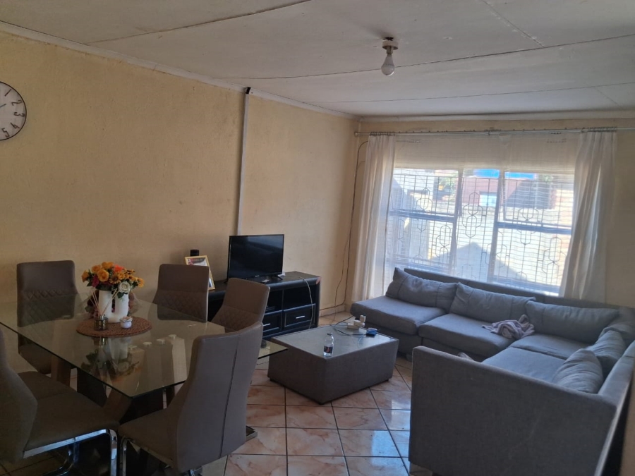 To Let 3 Bedroom Property for Rent in Nkowankowa Limpopo