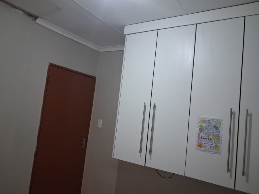 To Let 5 Bedroom Property for Rent in Nkowankowa Limpopo