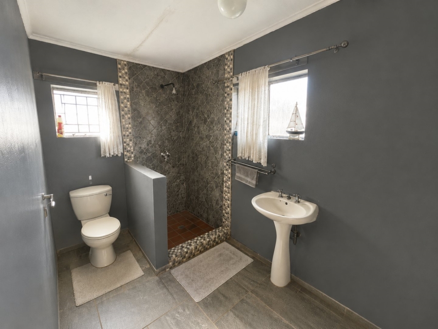 4 Bedroom Property for Sale in Fauna Park Limpopo