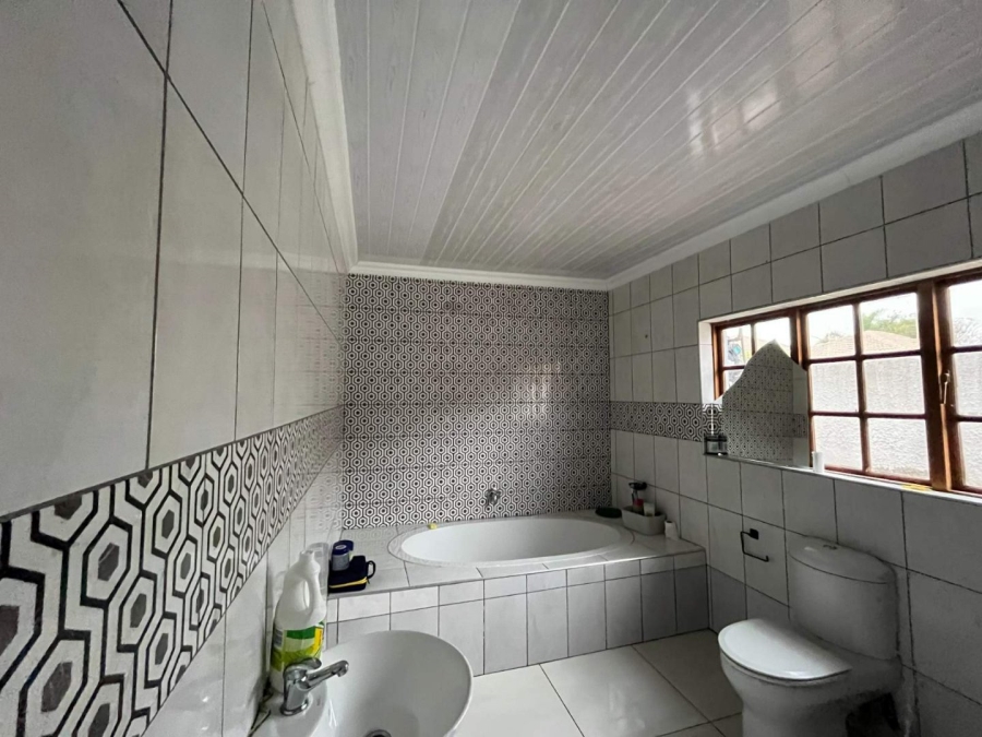 4 Bedroom Property for Sale in Serala View Limpopo