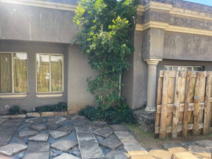 Commercial Property for Sale in Aquapark Limpopo