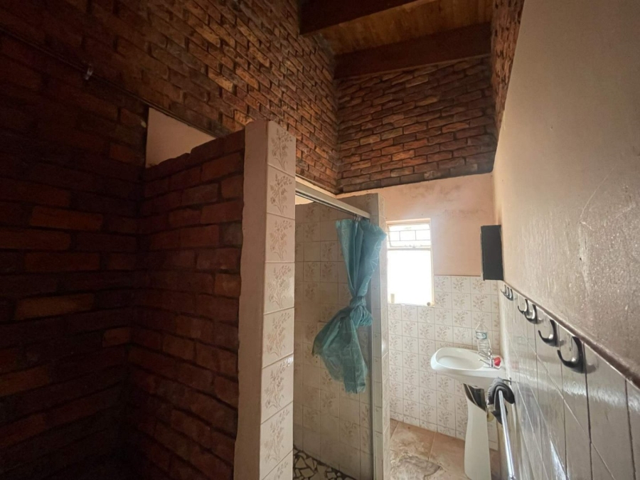 Commercial Property for Sale in Aquapark Limpopo