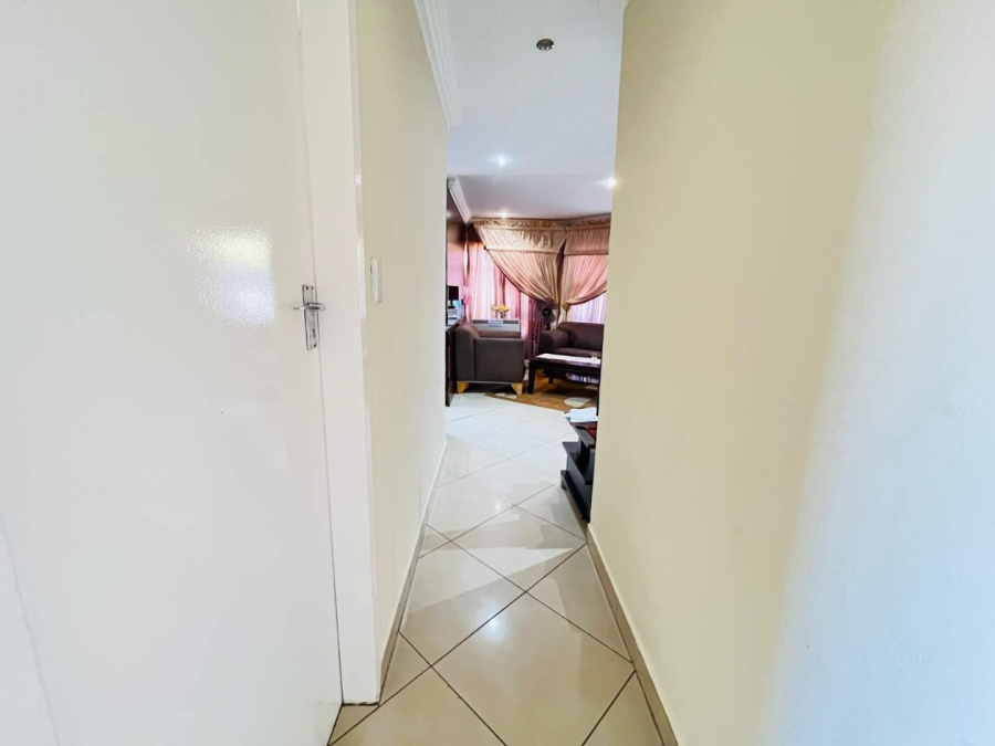 3 Bedroom Property for Sale in Madiba Park Limpopo