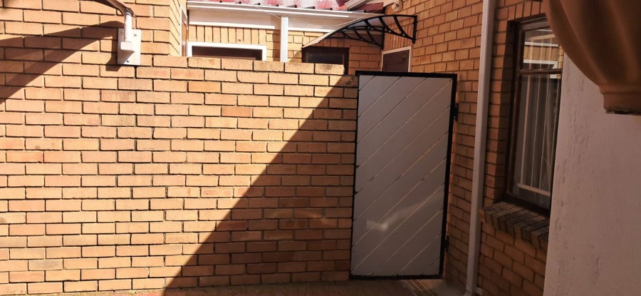To Let 2 Bedroom Property for Rent in Bendor Place Limpopo