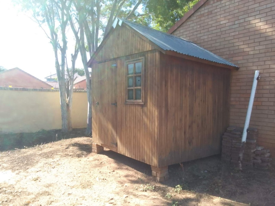 To Let 2 Bedroom Property for Rent in Bendor Place Limpopo