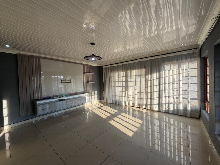 To Let 4 Bedroom Property for Rent in Serala View Limpopo