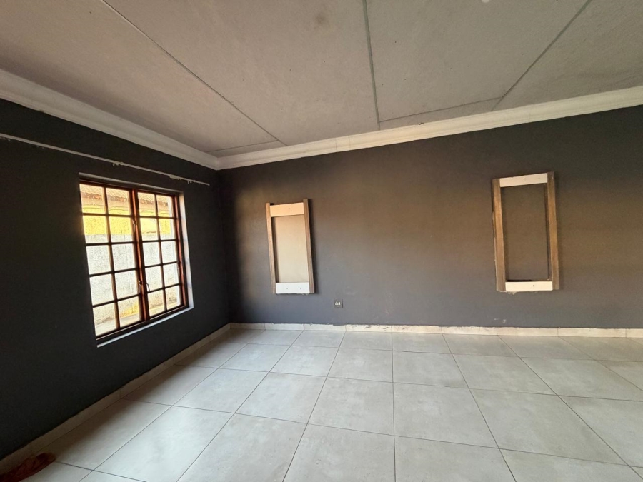 To Let 4 Bedroom Property for Rent in Serala View Limpopo