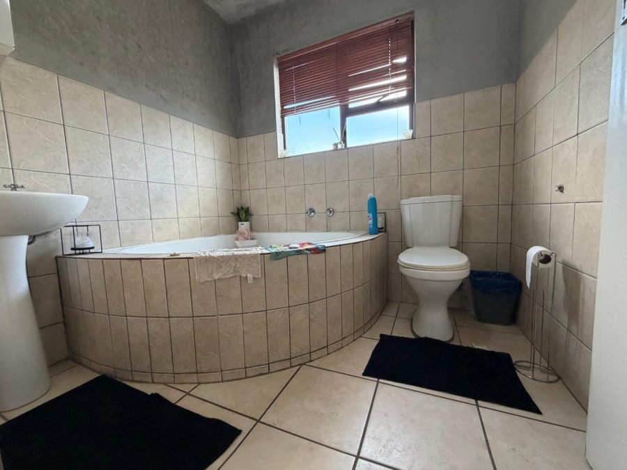 To Let 2 Bedroom Property for Rent in Penina Park Ext 2 Limpopo