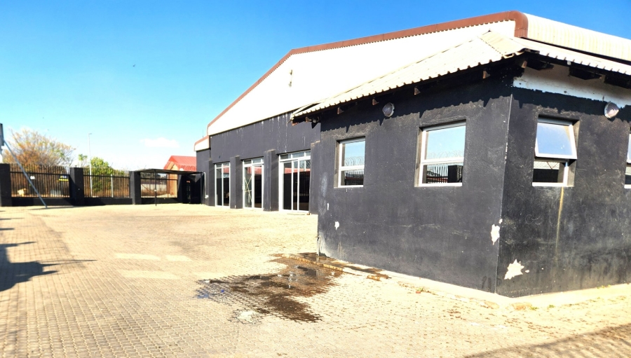 To Let Commercial Property for Rent in Ladine Limpopo