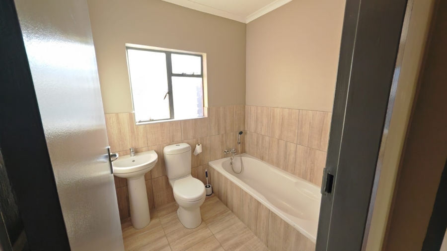 3 Bedroom Property for Sale in Ivydale Limpopo