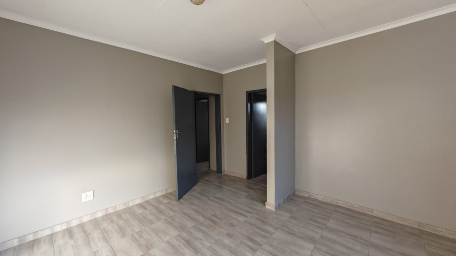 3 Bedroom Property for Sale in Ivydale Limpopo