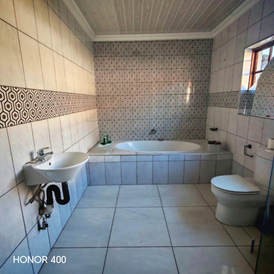 4 Bedroom Property for Sale in Serala View Limpopo