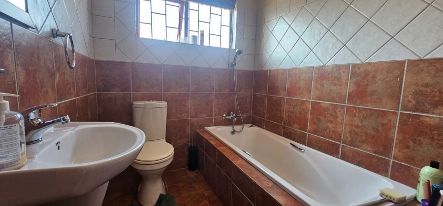 3 Bedroom Property for Sale in Bendor Limpopo