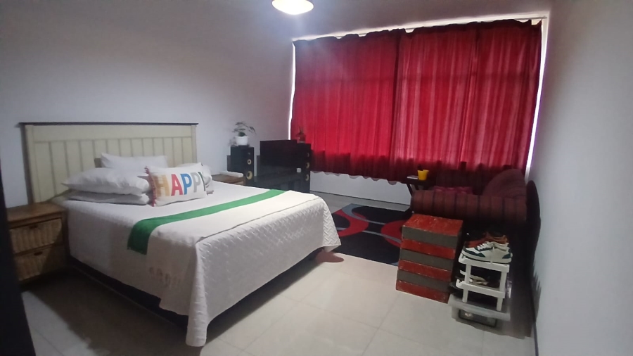 1 Bedroom Property for Sale in Polokwane Central Limpopo