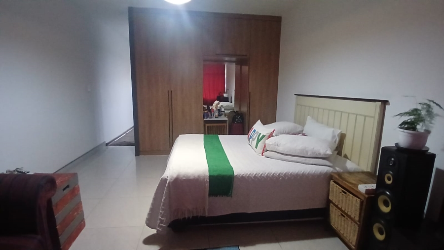 1 Bedroom Property for Sale in Polokwane Central Limpopo
