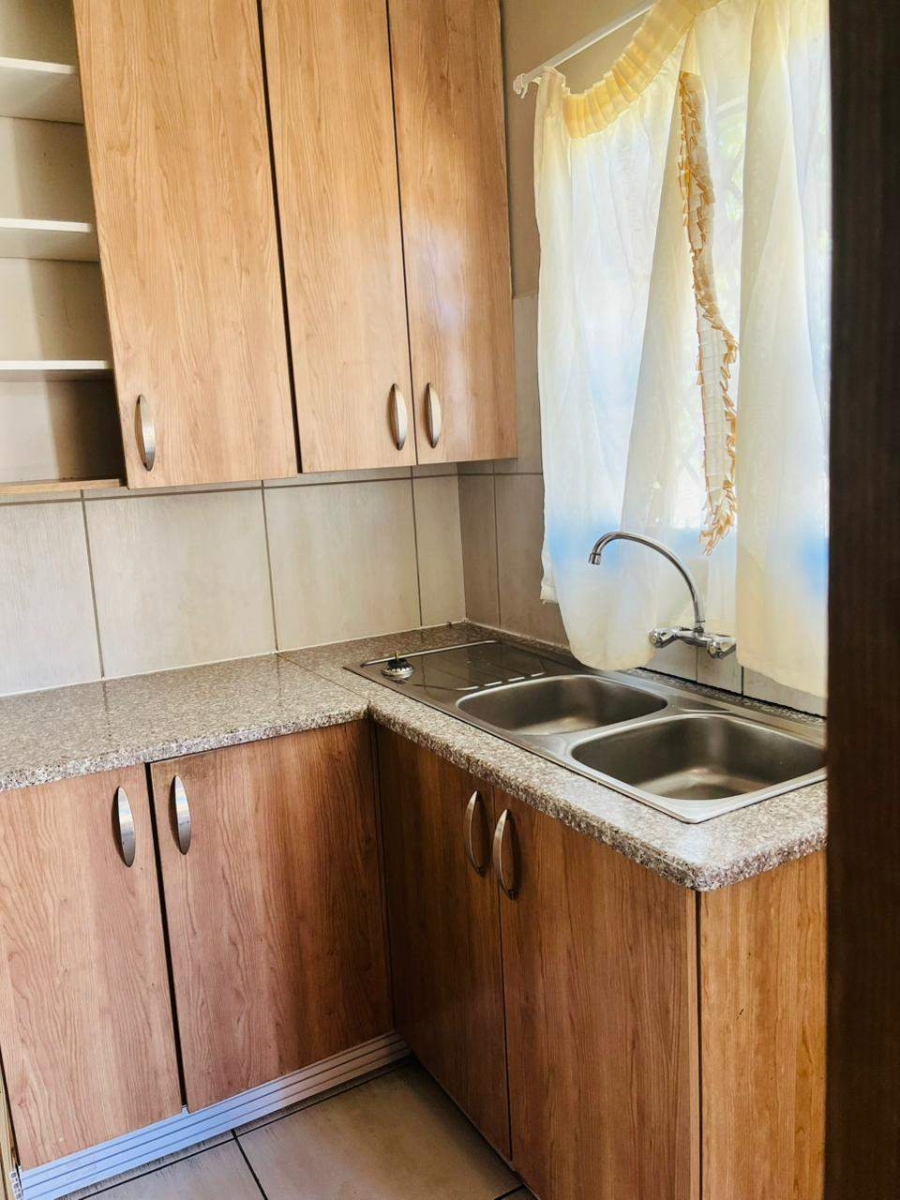 To Let 3 Bedroom Property for Rent in Ivy Park Limpopo