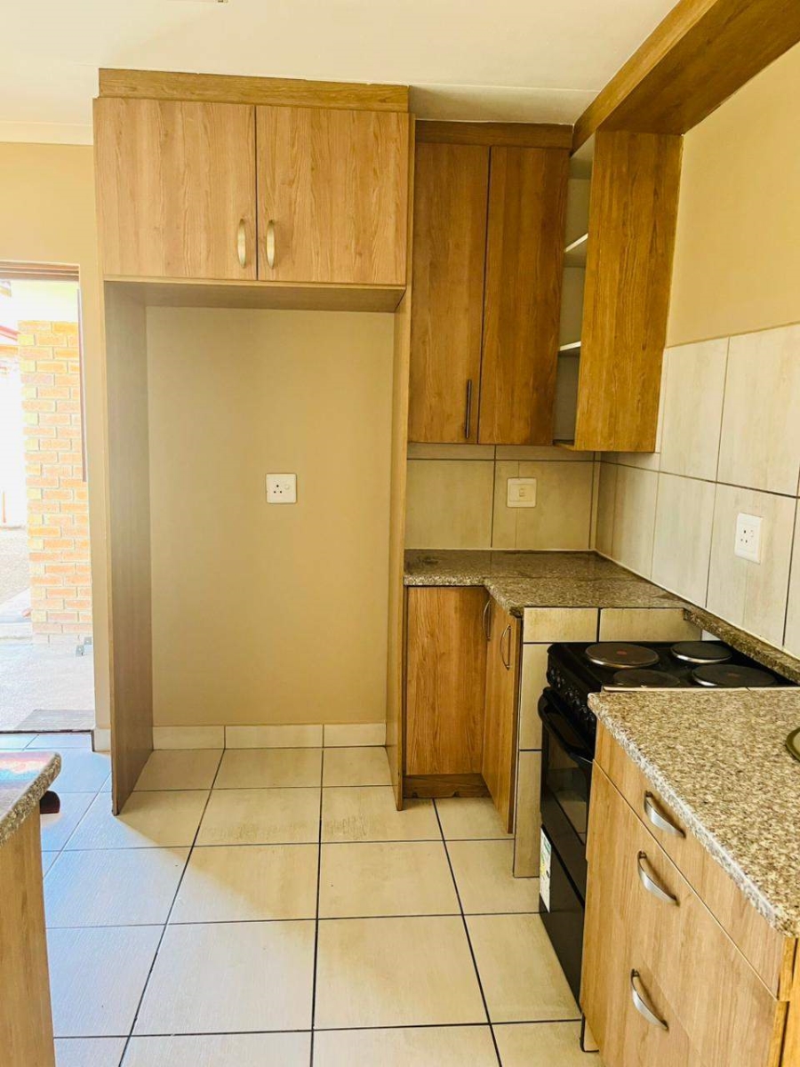 To Let 3 Bedroom Property for Rent in Ivy Park Limpopo