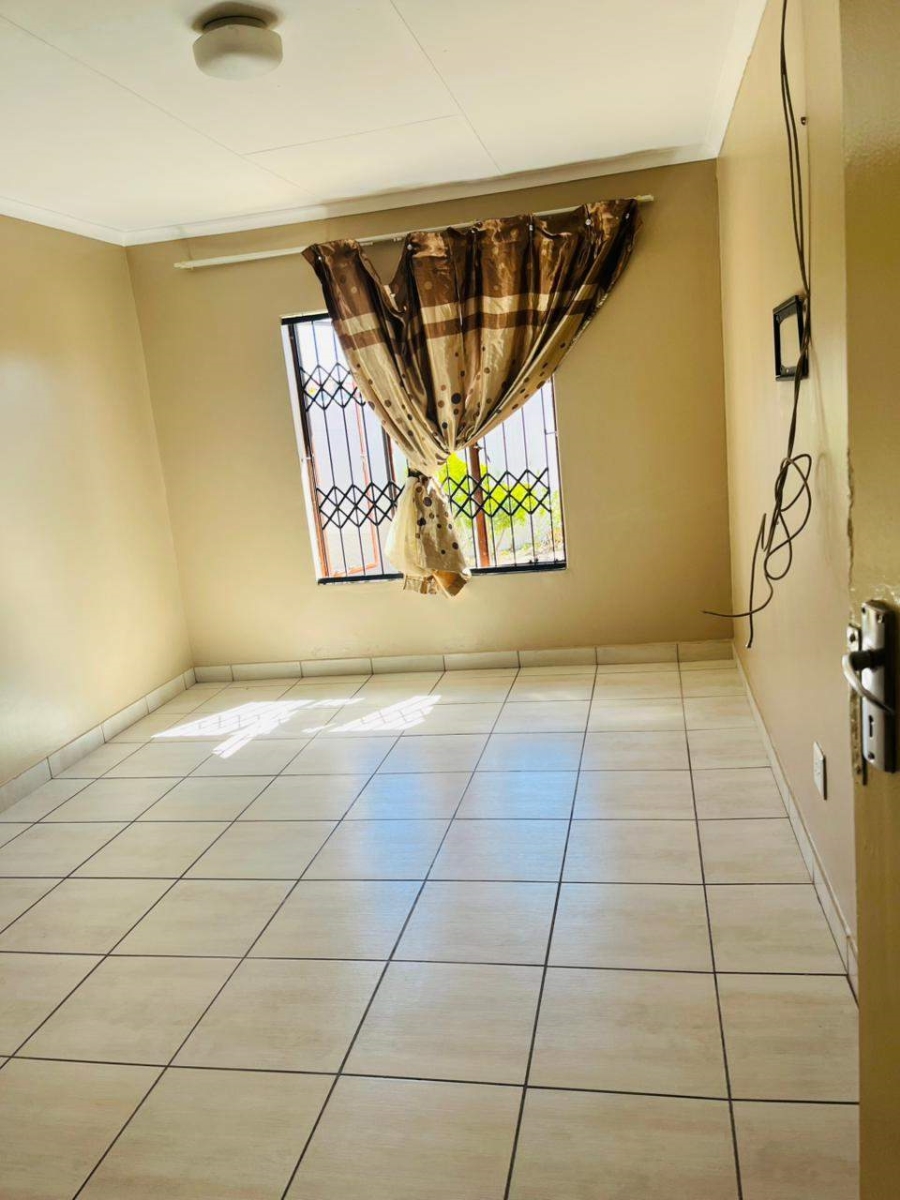 To Let 3 Bedroom Property for Rent in Ivy Park Limpopo