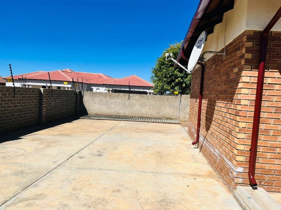 To Let 3 Bedroom Property for Rent in Ivy Park Limpopo