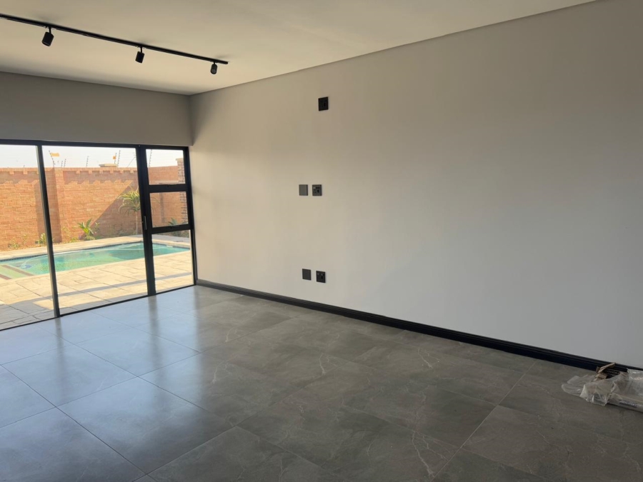 4 Bedroom Property for Sale in Bendor Limpopo
