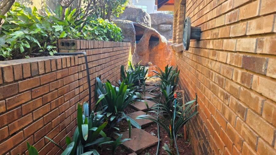 3 Bedroom Property for Sale in Tzangeni Limpopo