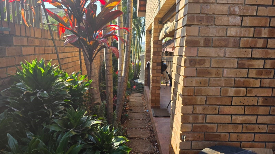 3 Bedroom Property for Sale in Tzangeni Limpopo