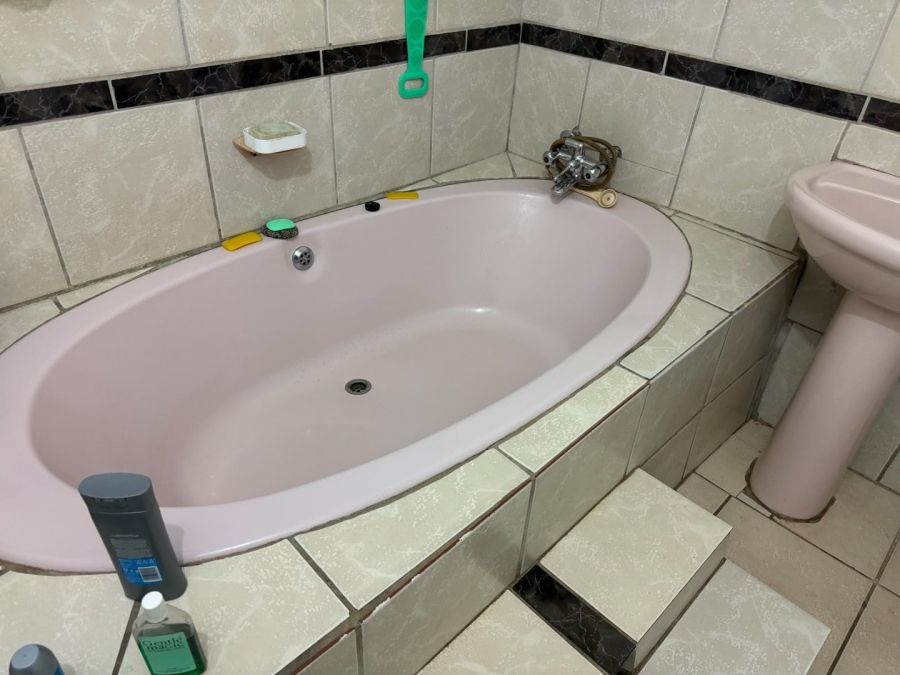 3 Bedroom Property for Sale in Seshego E Limpopo