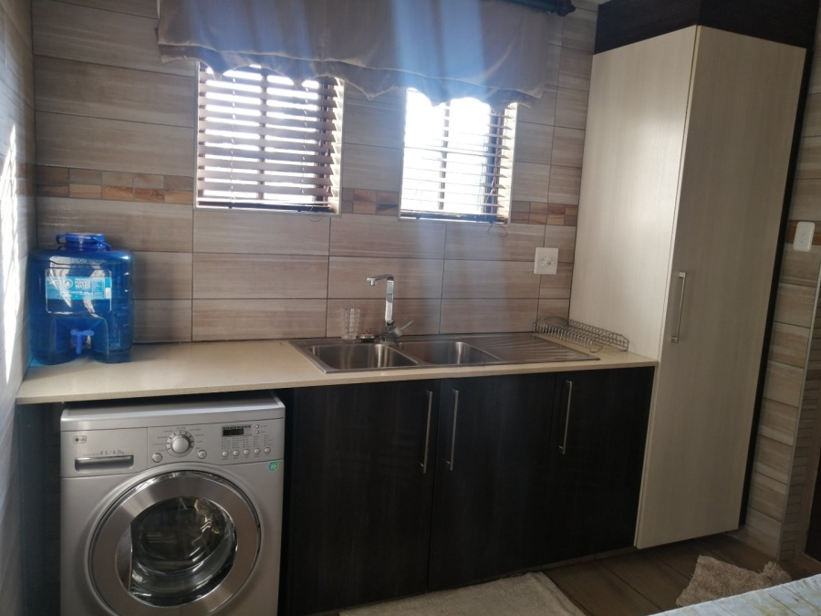 5 Bedroom Property for Sale in Flora Park Limpopo