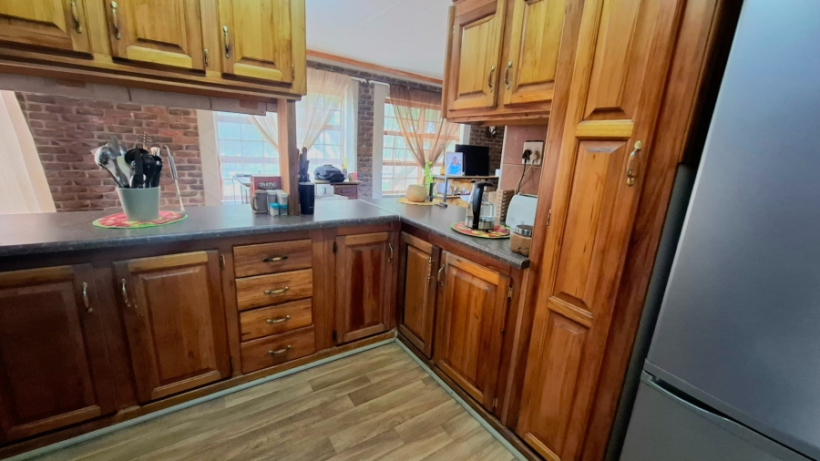 To Let 2 Bedroom Property for Rent in Fauna Park Limpopo