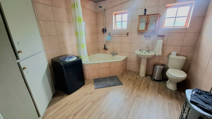 To Let 2 Bedroom Property for Rent in Fauna Park Limpopo