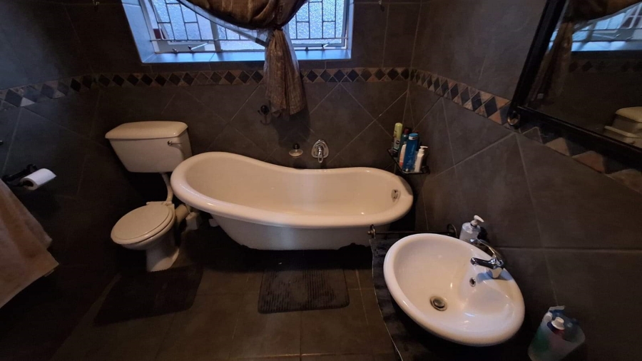 4 Bedroom Property for Sale in Impala Park Limpopo