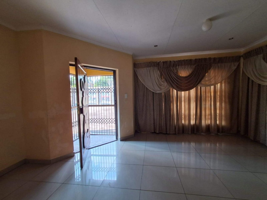 3 Bedroom Property for Sale in Flora Park Limpopo