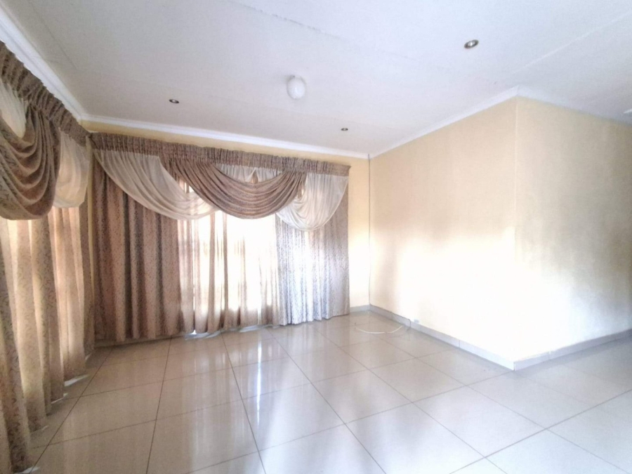 3 Bedroom Property for Sale in Flora Park Limpopo